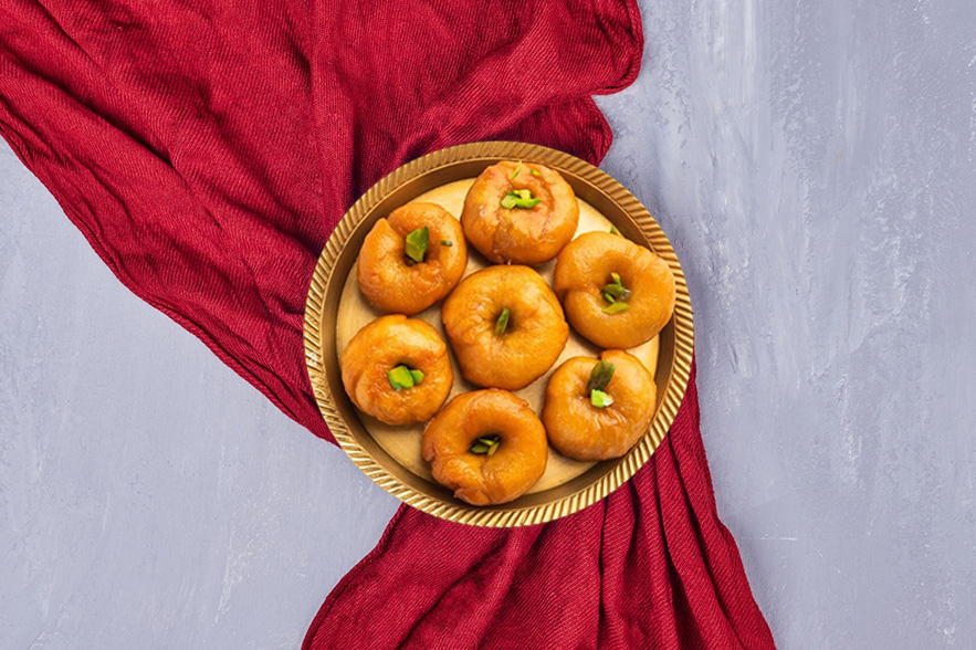 Balusahi â€“ The Golden Flaky Sweet of Indian Festivities
